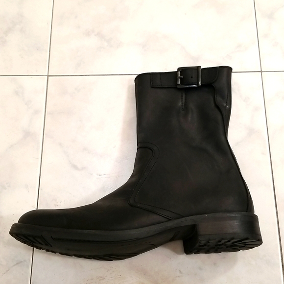 Men's Banana Republic Boots - Picture 4 of 9